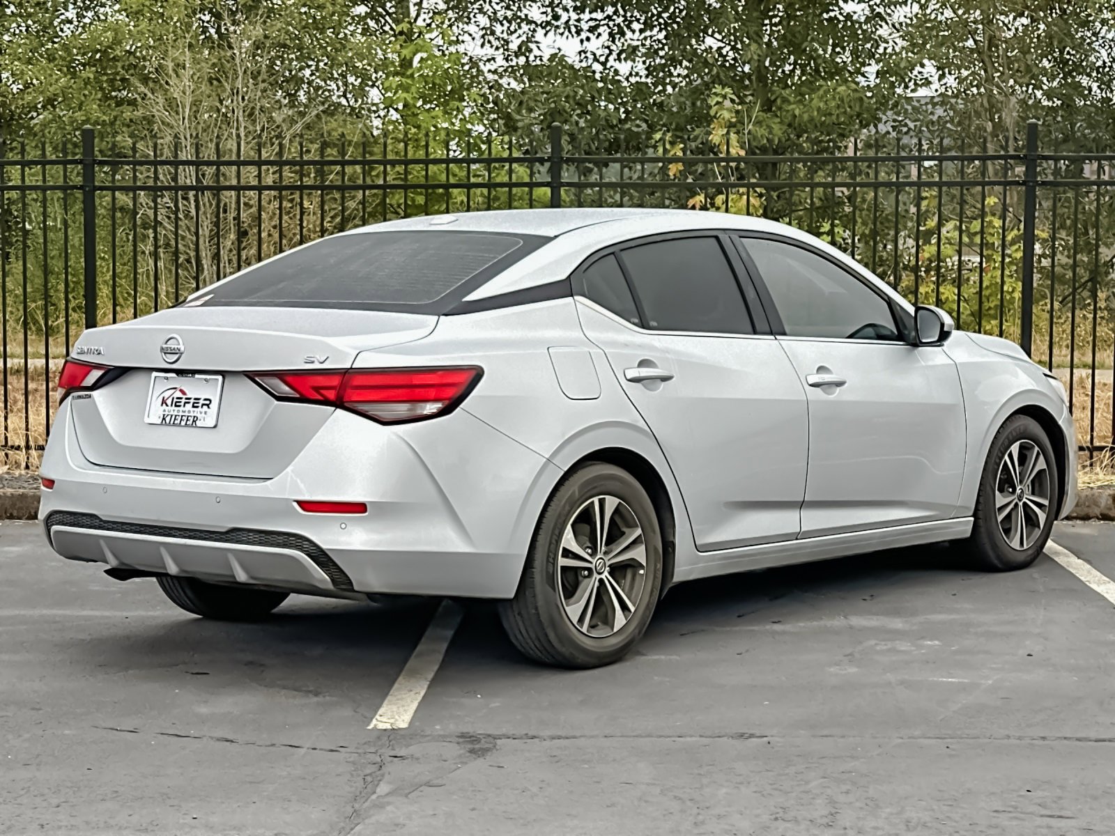 Used 2022 Nissan Sentra SV image 4