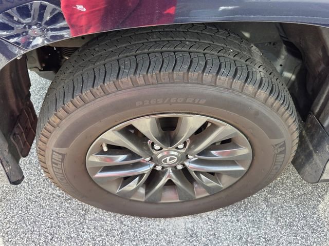 Used 2023 Lexus GX 460 Premium w/ Premium Package AWD/4WD image 4