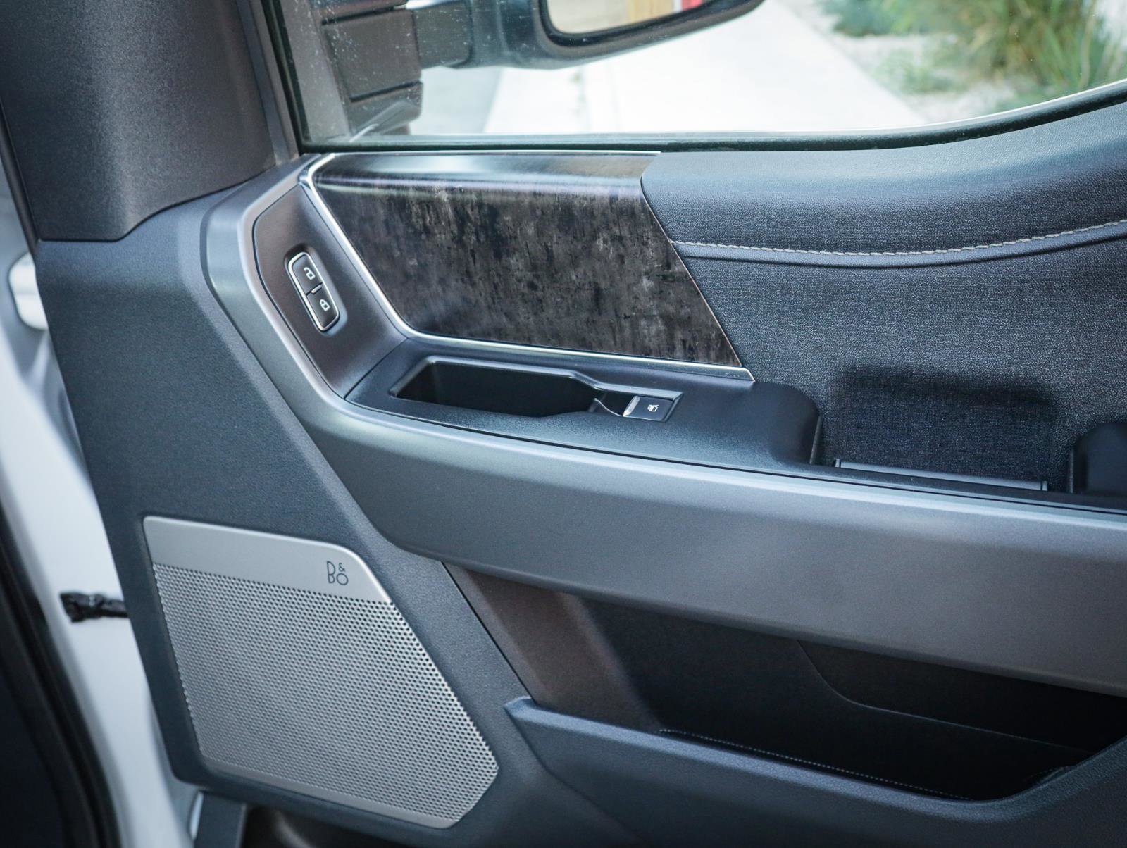 Used 2025 Ford F350 Lariat image 26