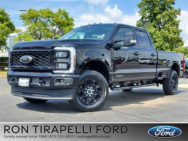 New 2025 Ford F350 4x4 Crew Cab Super Duty image 1