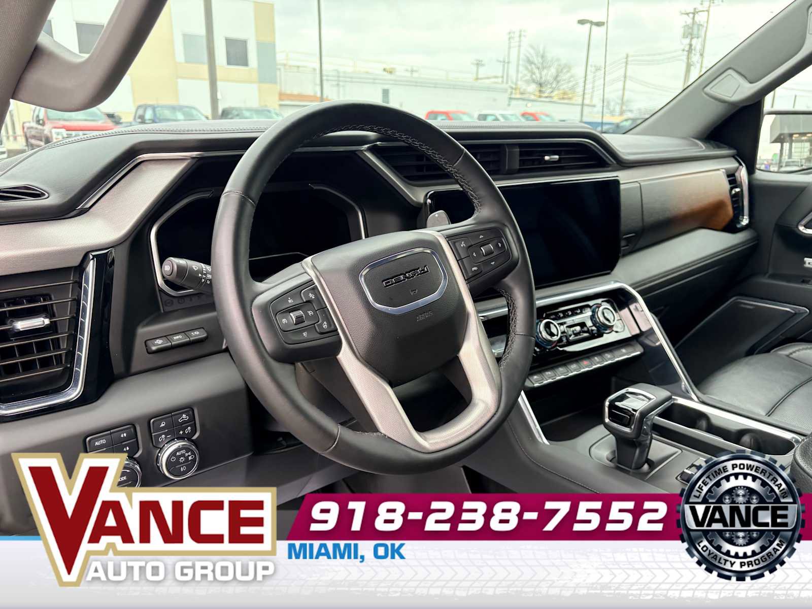 Used 2024 GMC Sierra 1500 Denali w/ Denali Reserve Package AWD/4WD image 13