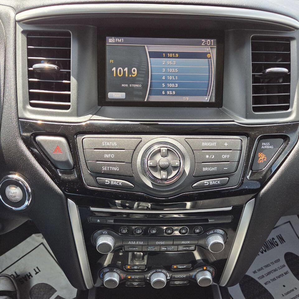 Used 2014 Nissan Pathfinder SV AWD/4WD image 21