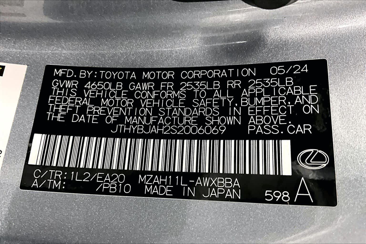 Used 2025 Lexus UX 300h FWD w/ Accessory Package (Z2) image 37