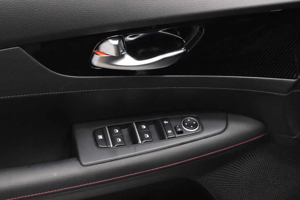 Used 2022 Kia Forte GT w/ GT Technology Package image 24