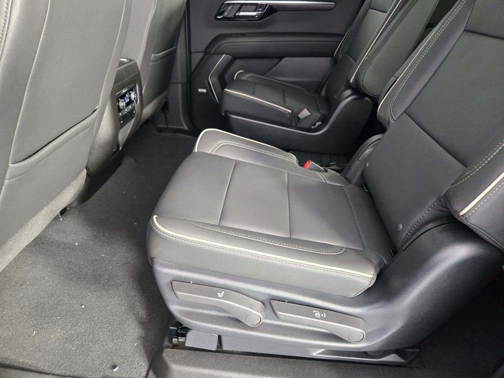 New 2026 Chevrolet Suburban Premier w/ Sun And Tow Package image 35