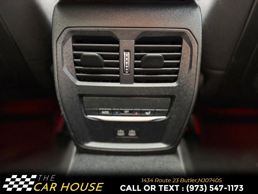 Used 2021 BMW 330i xDrive Sedan w/ Convenience Package AWD/4WD image 30