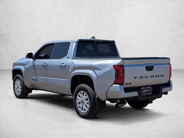 Used 2025 Toyota Tacoma SR5 AWD/4WD image 8