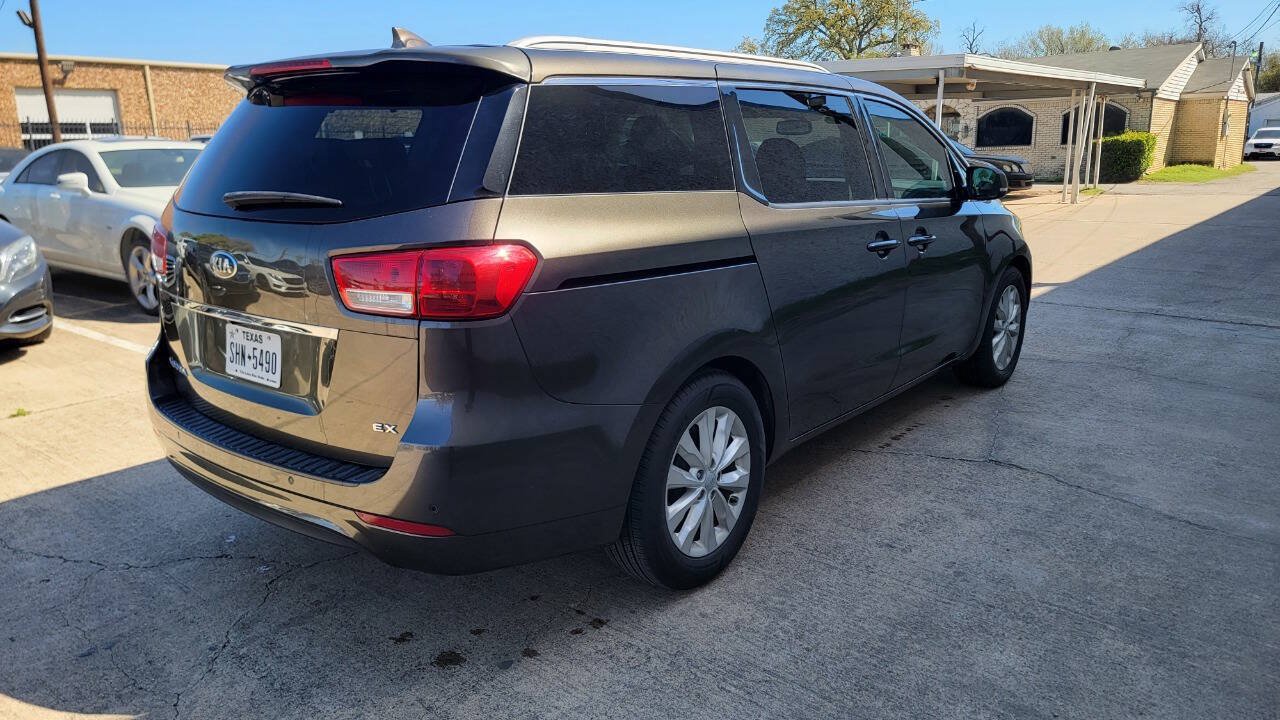 Used 2015 Kia Sedona EX w/ EX Premium Package FWD image 5