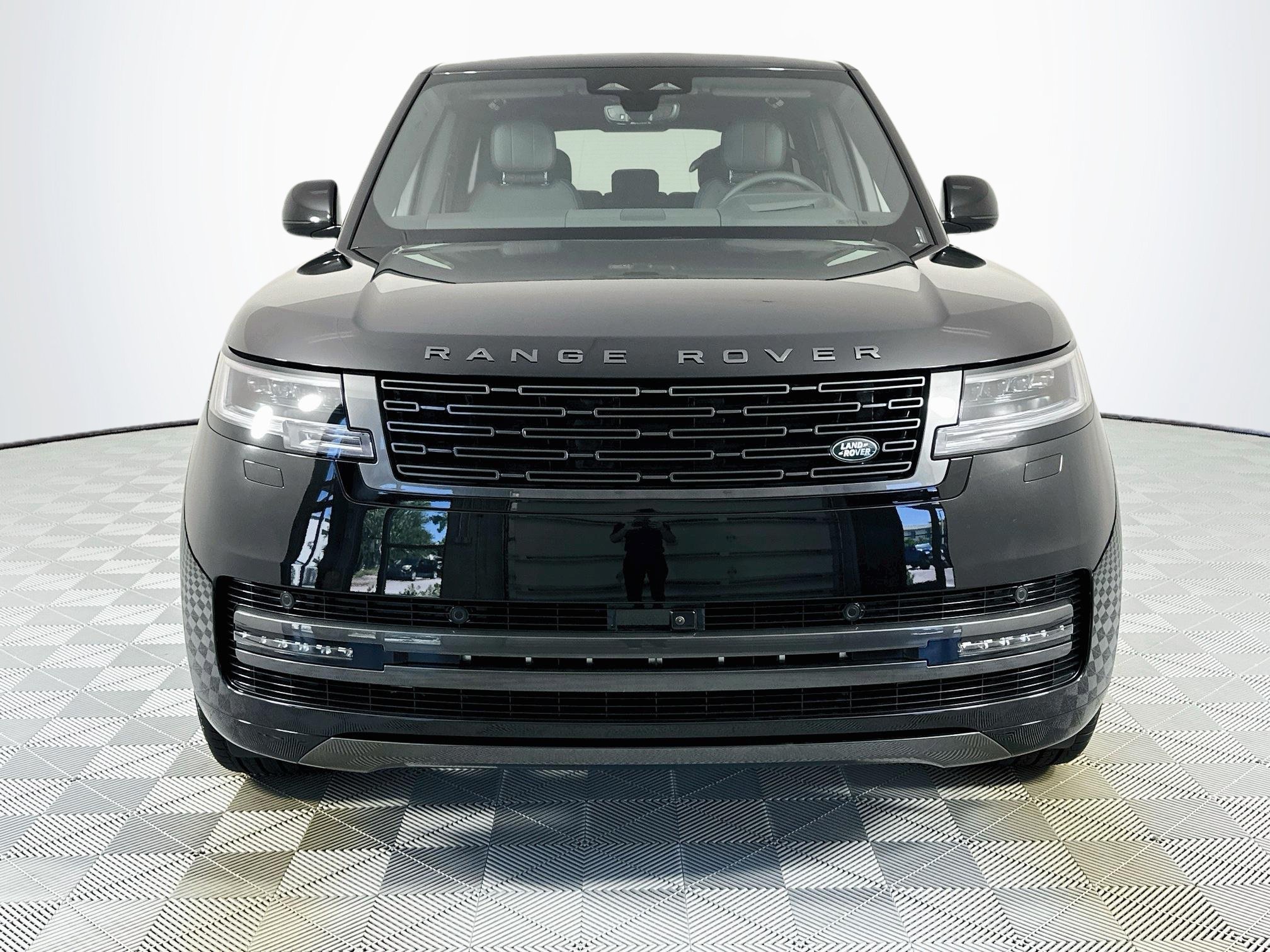 New 2027 Land Rover Range Rover SE AWD/4WD image 2