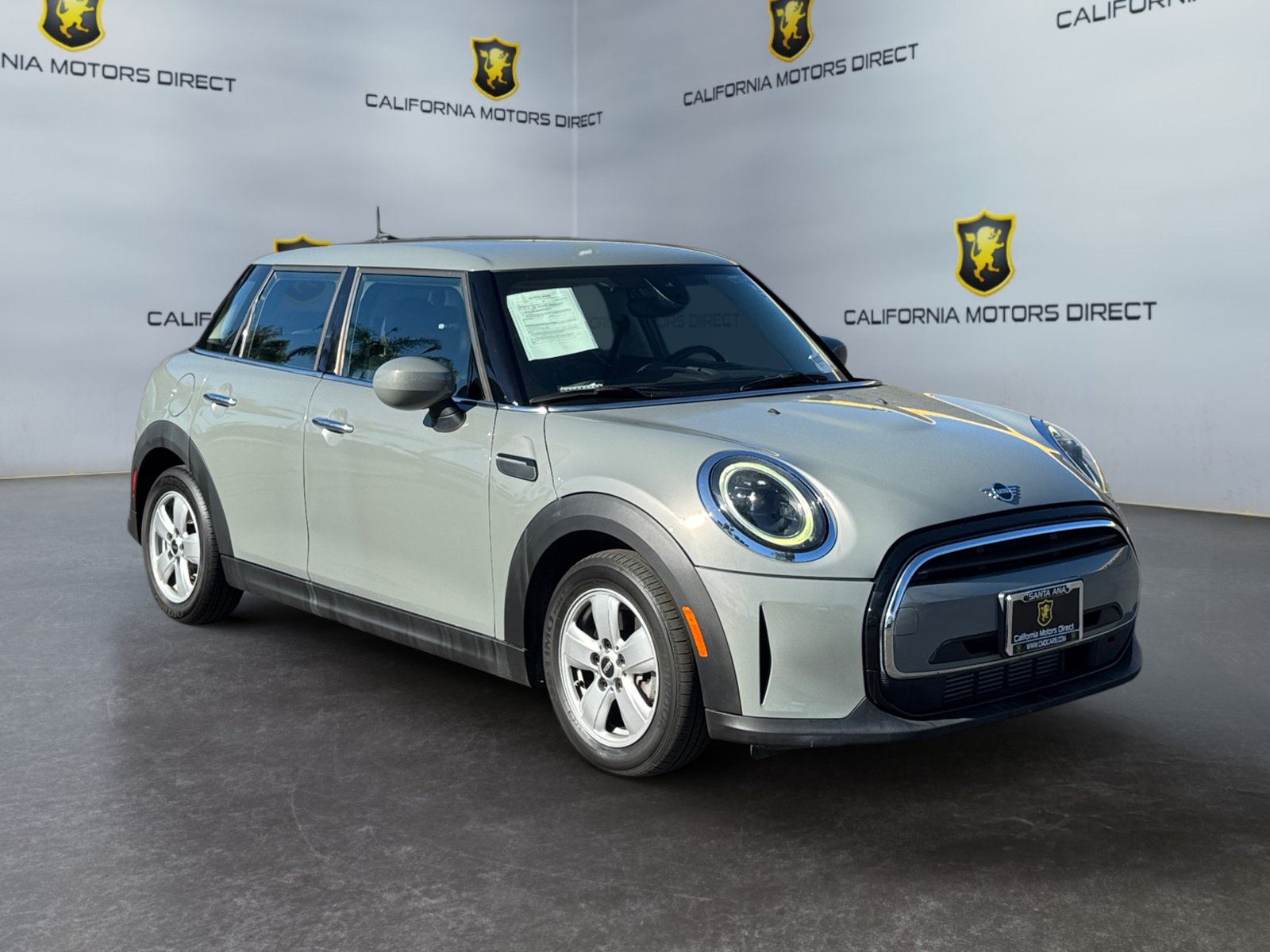 Used 2022 MINI Cooper 4-Door Hardtop FWD image 7