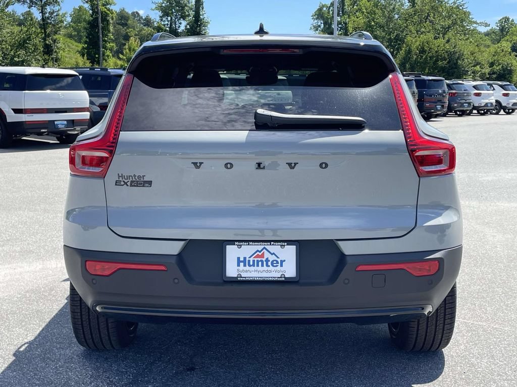 New 2026 Volvo EX40 Ultra AWD/4WD image 25