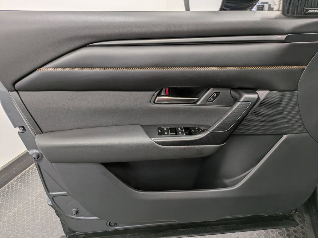 Used 2025 MAZDA CX-50 AWD 2.5 S w/ Premium Plus Pkg image 9