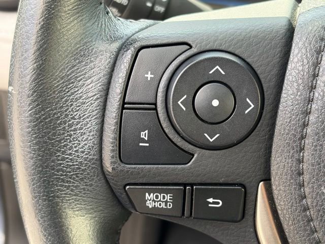 Used 2014 Toyota RAV4 Limited w/ Technology Package image 18
