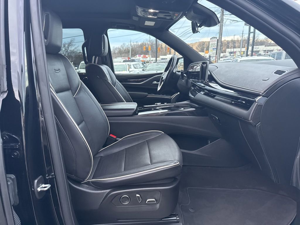 Used 2024 Cadillac Escalade Sport image 19