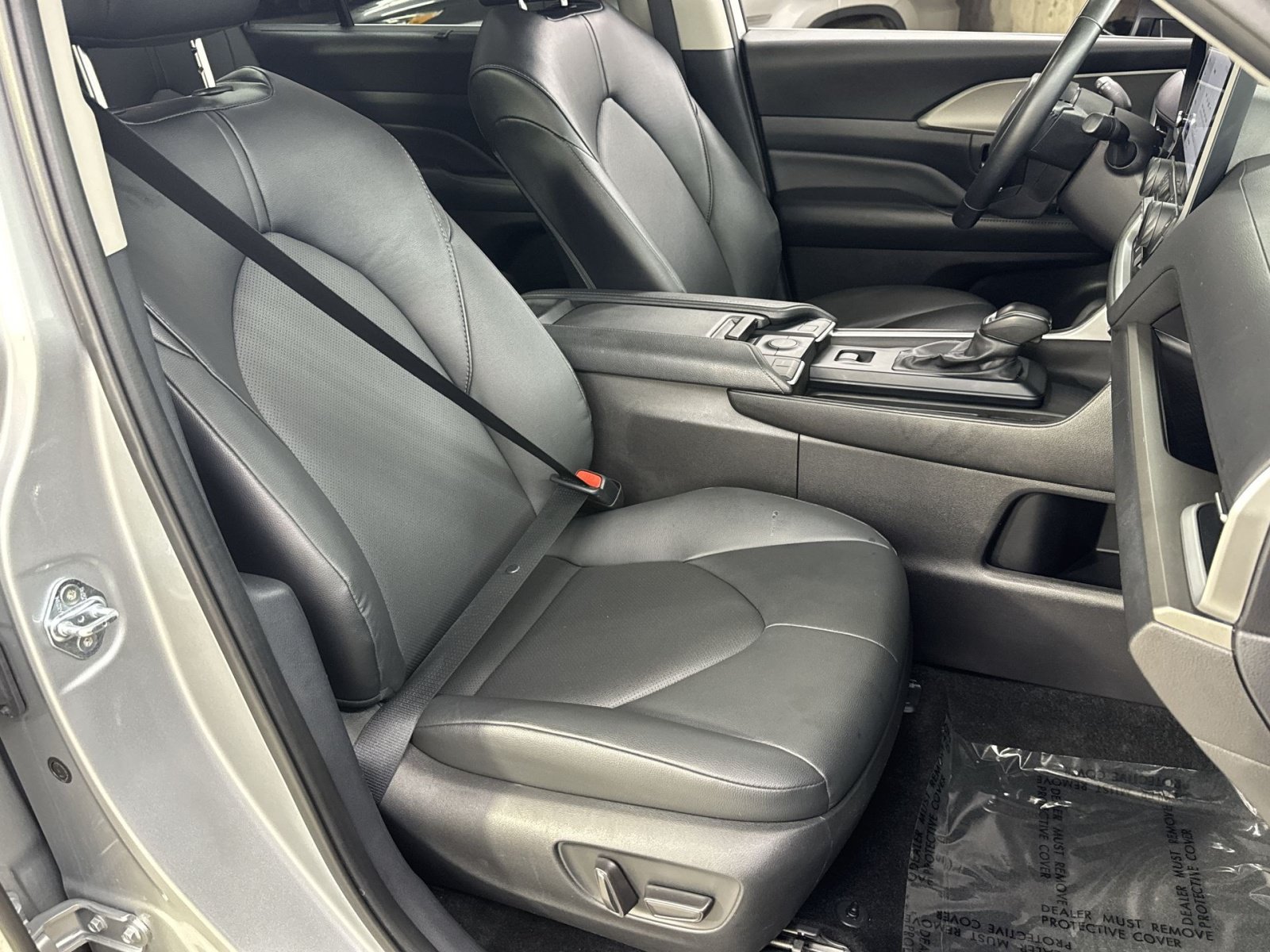 Used 2025 Toyota Grand Highlander FWD image 41