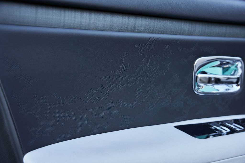Used 2025 Rolls-Royce Ghost AWD/4WD image 38