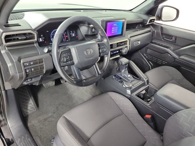 Used 2025 Toyota Tacoma SR AWD/4WD image 18
