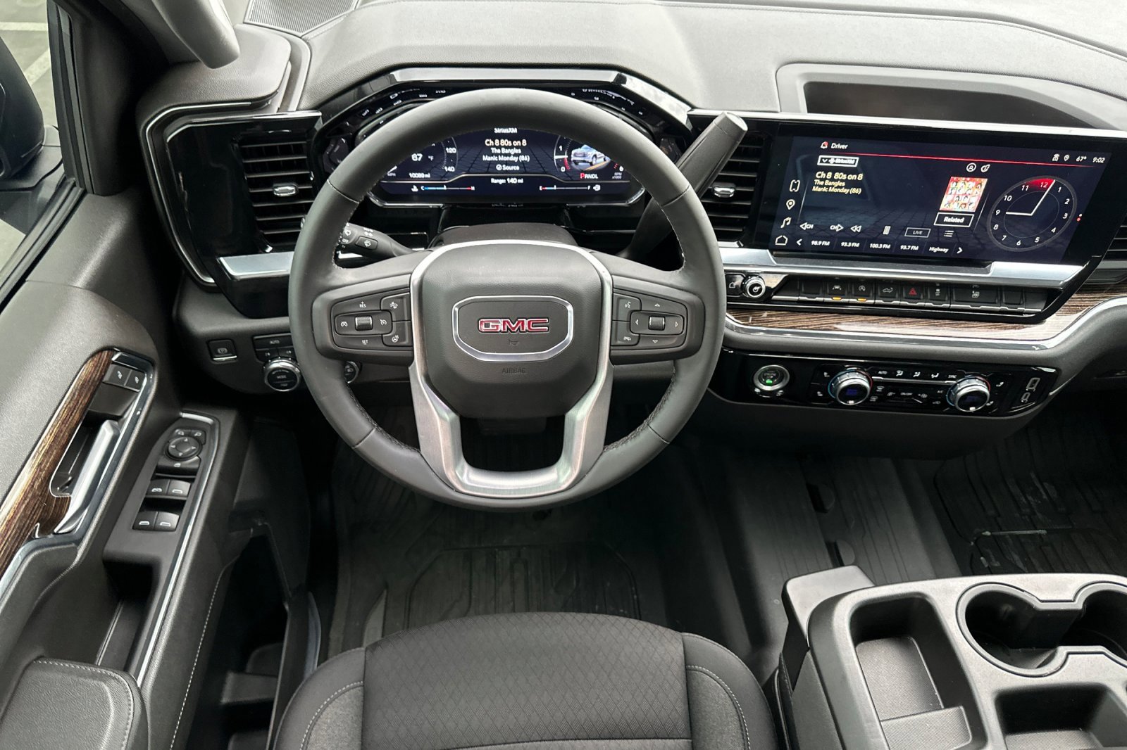 Used 2024 GMC Sierra 1500 Elevation w/ LPO, Elevation Black Package image 15