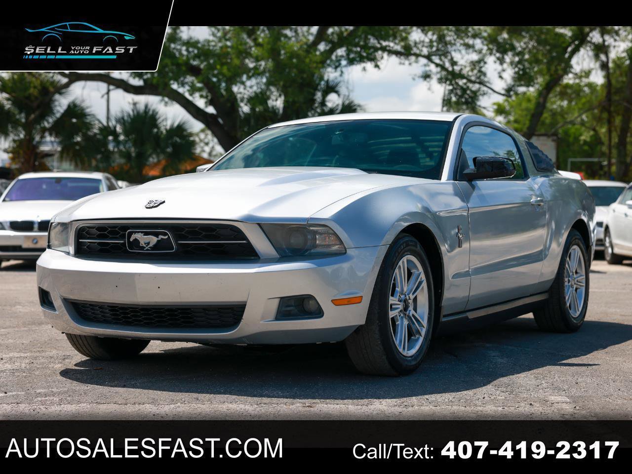 Used 2012 Ford Mustang Premium RWD image 1