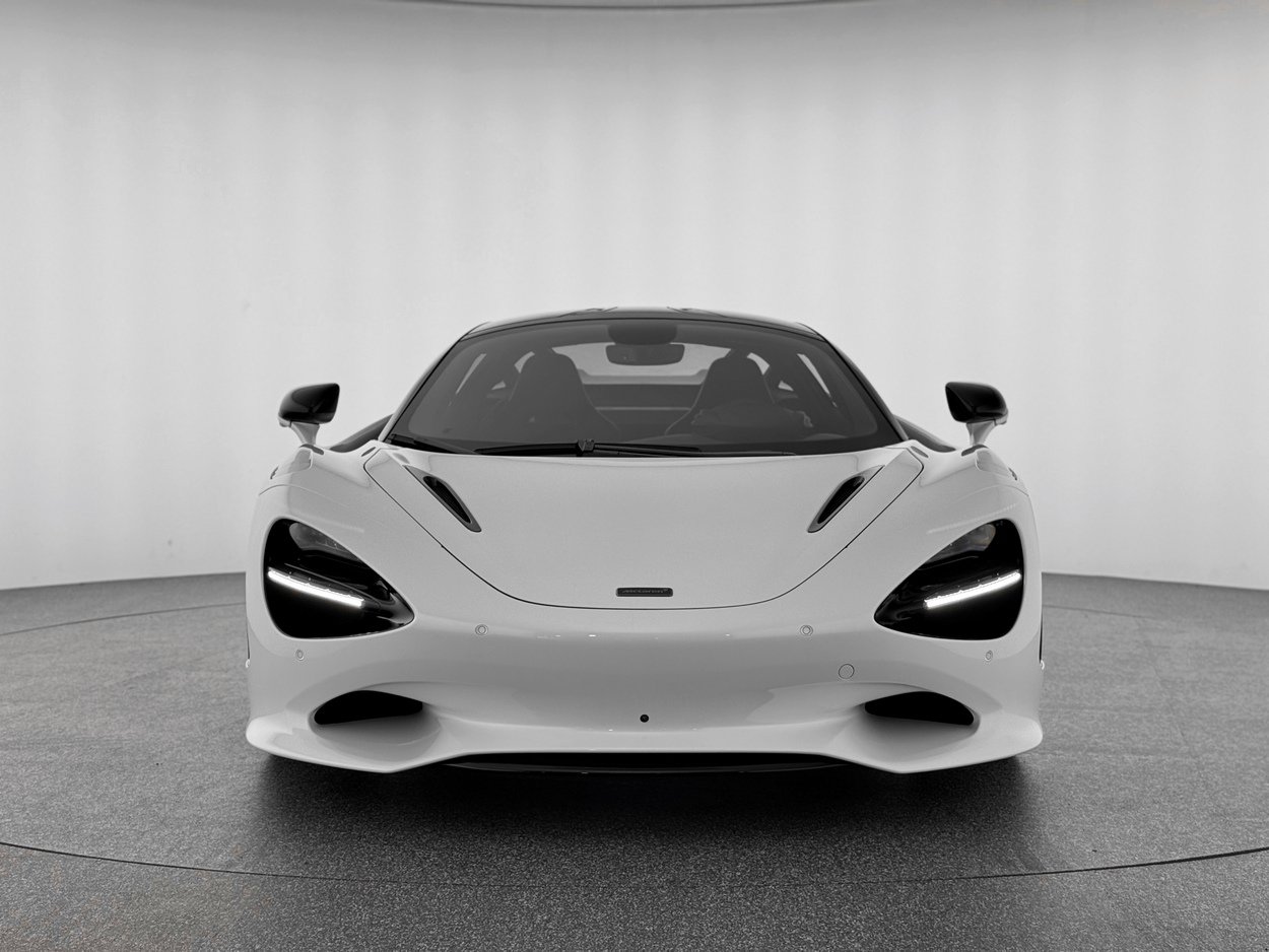 Used 2026 McLaren 750S RWD image 10