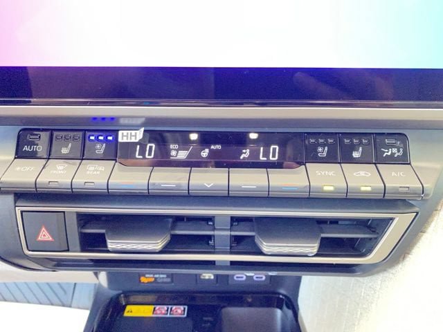 New 2026 Toyota Camry XLE w/ Premium Plus Package AWD/4WD image 10