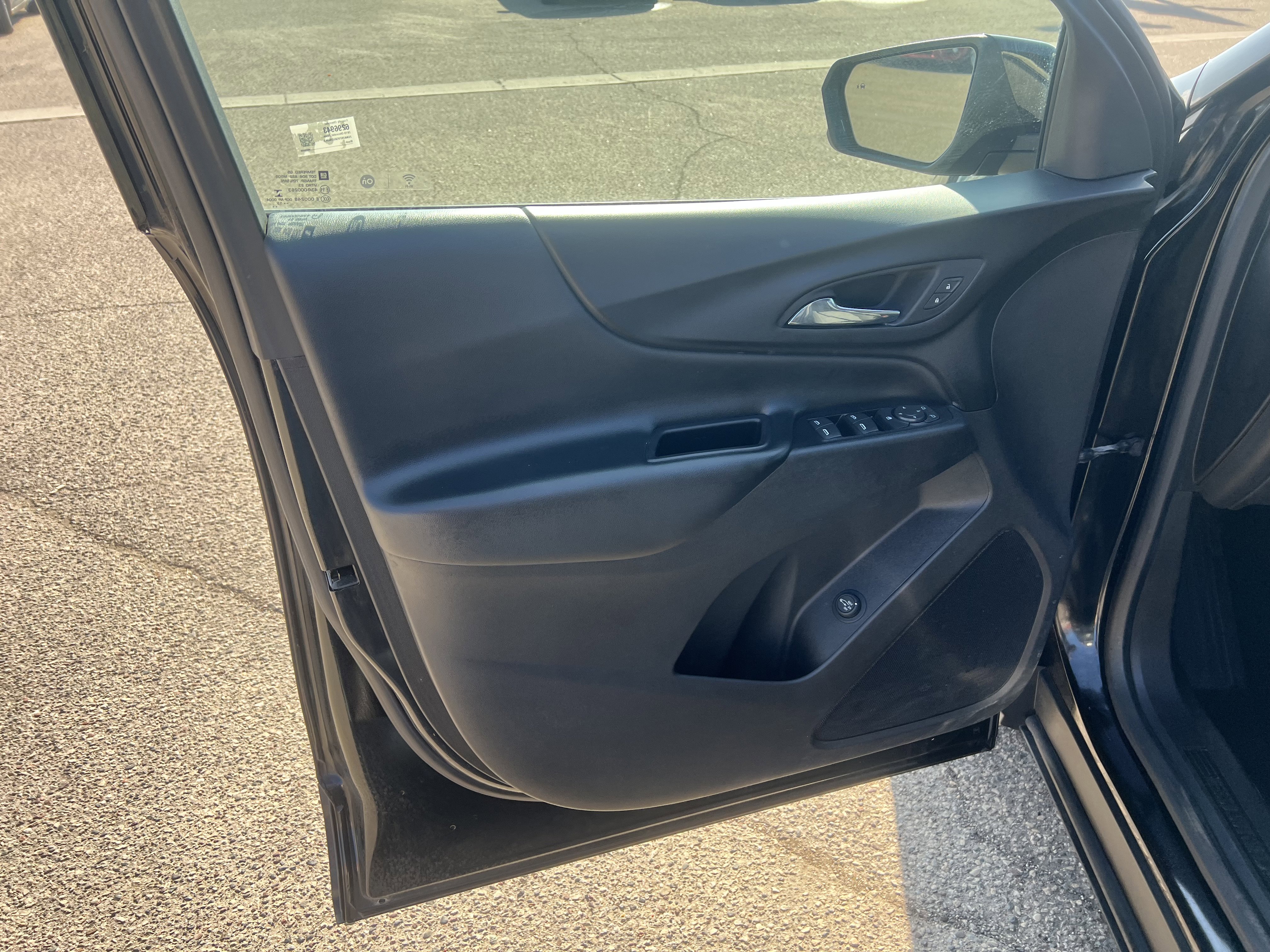 Used 2019 Chevrolet Equinox LT image 15