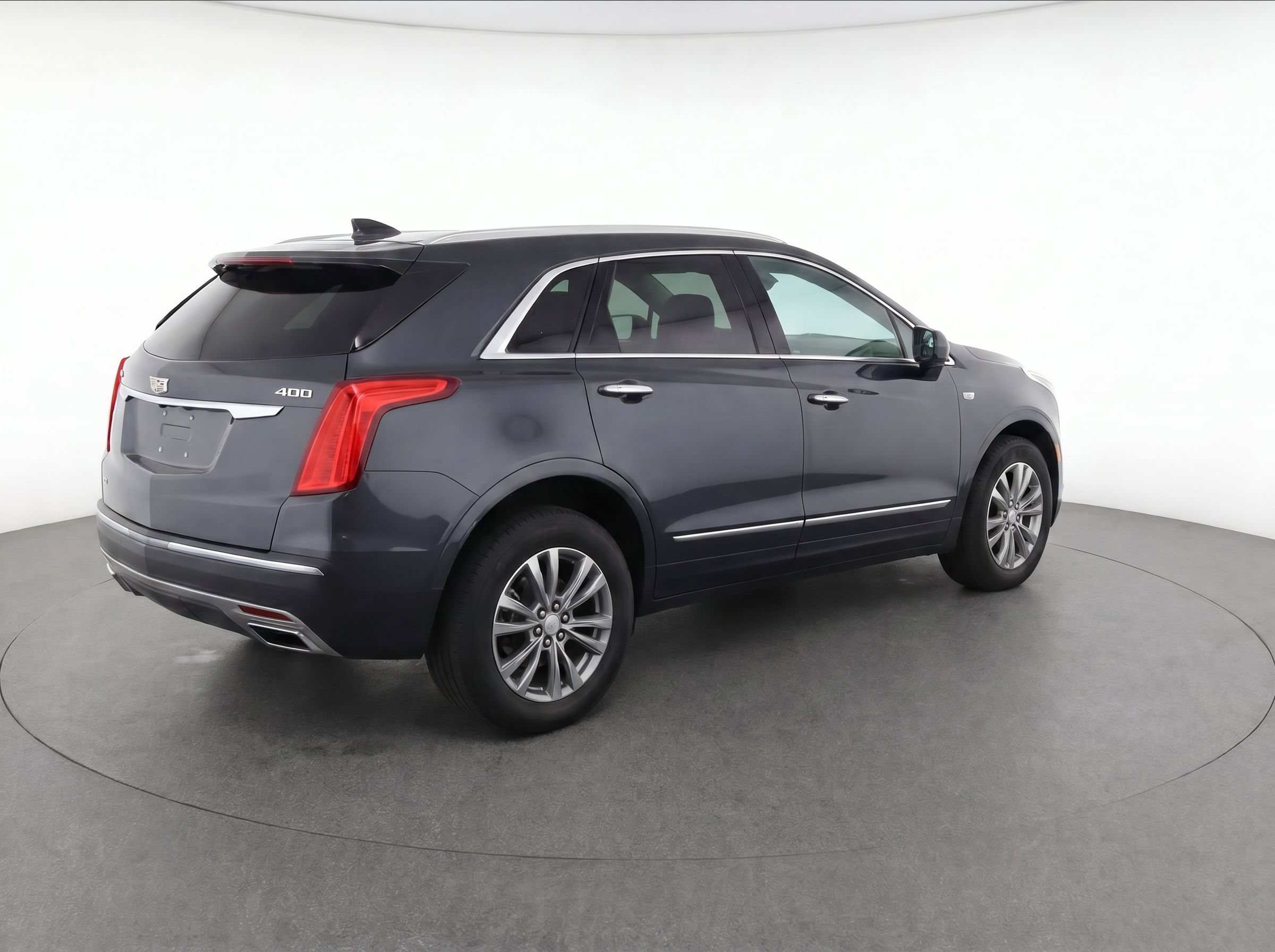 Used 2021 Cadillac XT5 Premium Luxury FWD image 4