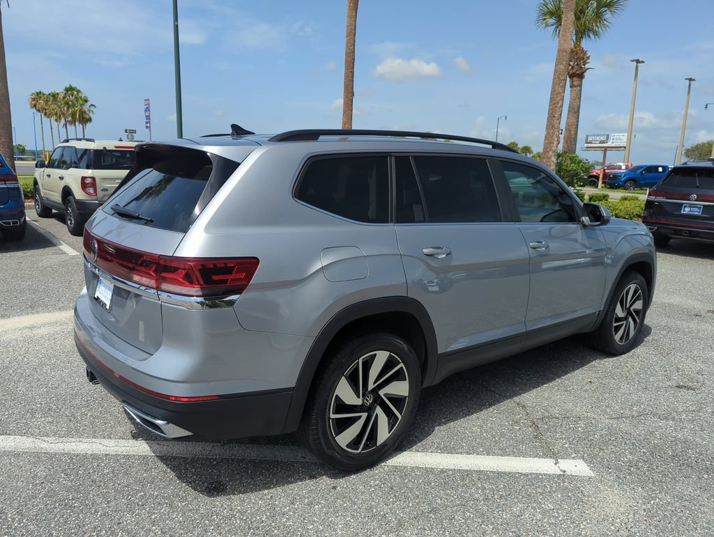 Used 2024 Volkswagen Atlas SE FWD image 6