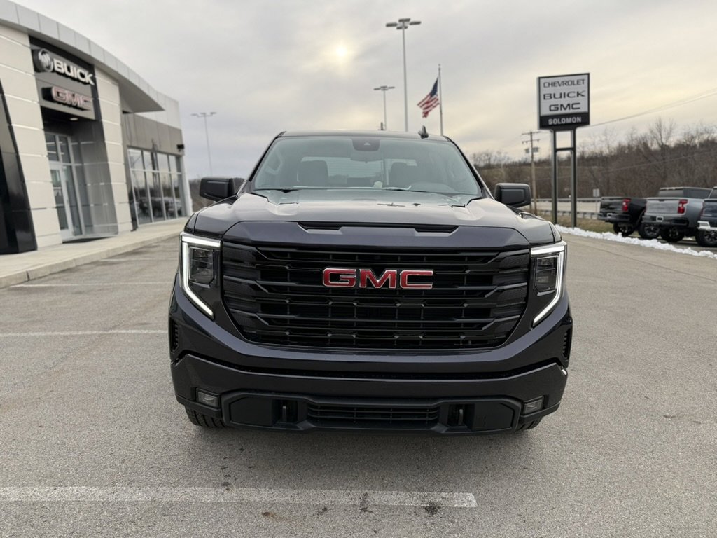 New 2026 GMC Sierra 1500 Elevation image 8