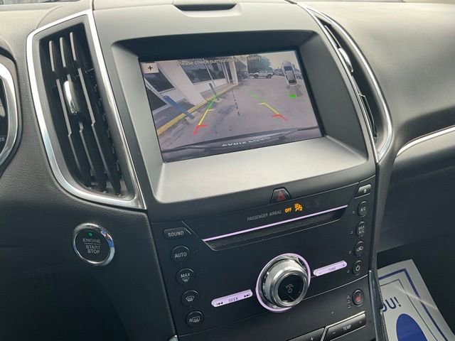 Used 2019 Ford Edge Titanium FWD image 7