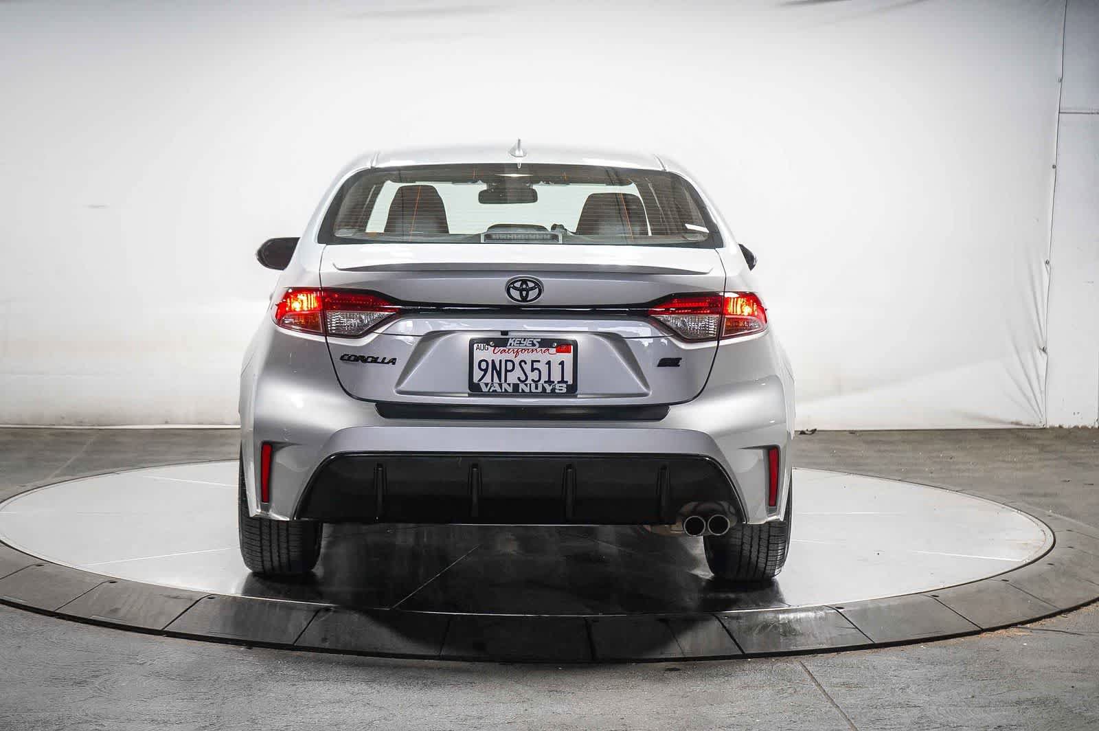 Certified 2024 Toyota Corolla SE w/ SE Premium Package FWD image 5