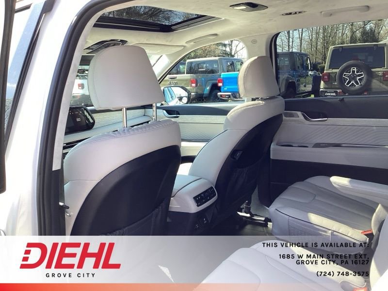 Used 2024 Hyundai Palisade Calligraphy AWD/4WD image 16