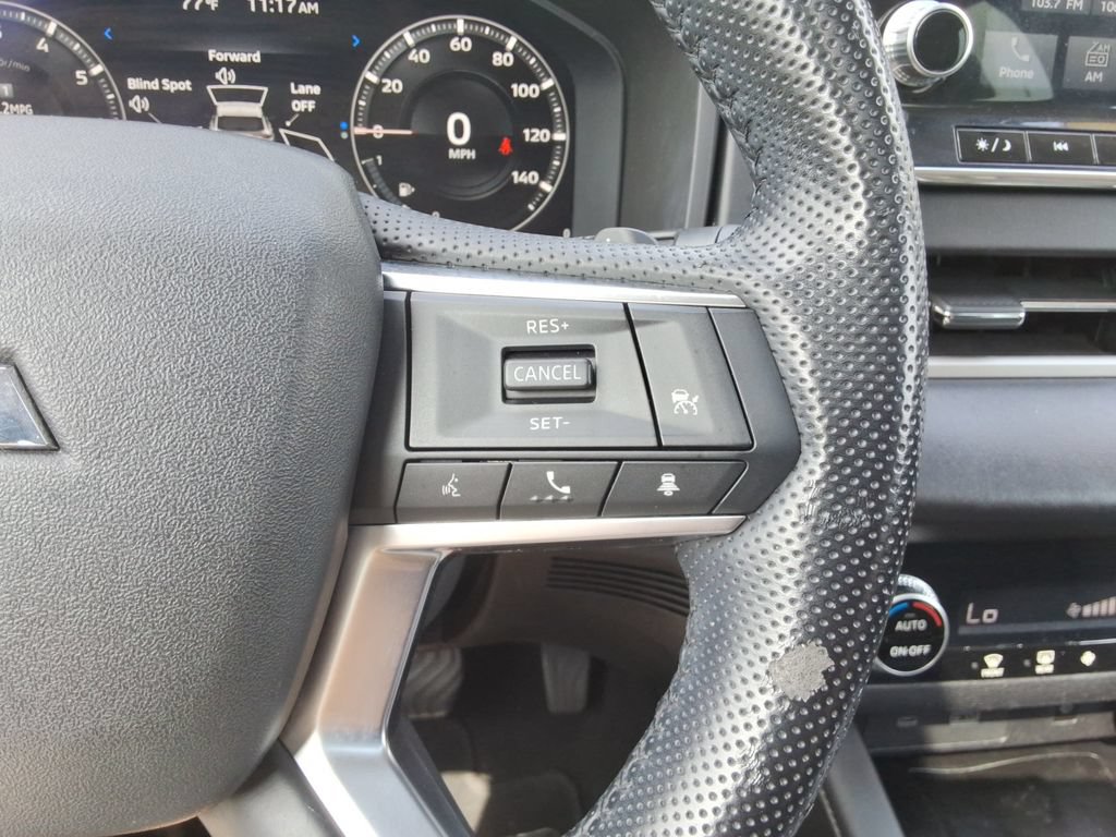 Used 2022 Mitsubishi Outlander SE AWD/4WD image 24