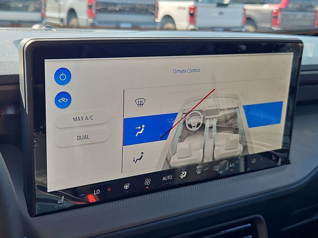 New 2025 Ford Maverick Lariat w/ Black Appearance Package image 21