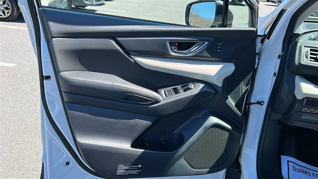 Used 2019 Subaru Ascent Limited image 9