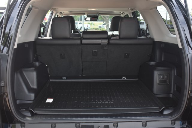 Used 2021 Toyota 4Runner Venture w/ Moonroof Package AWD/4WD image 16