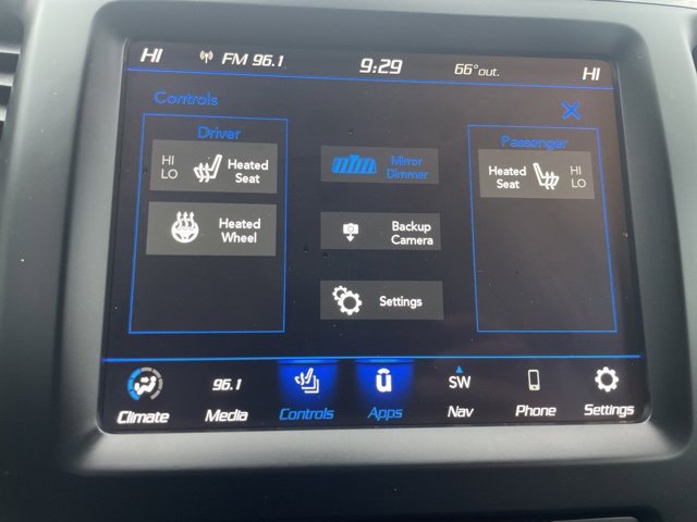 Used 2023 Jeep Cherokee Altitude Lux image 24