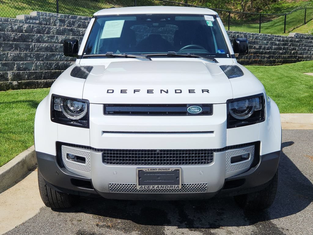 Used 2024 Land Rover Defender 110 S AWD/4WD image 8