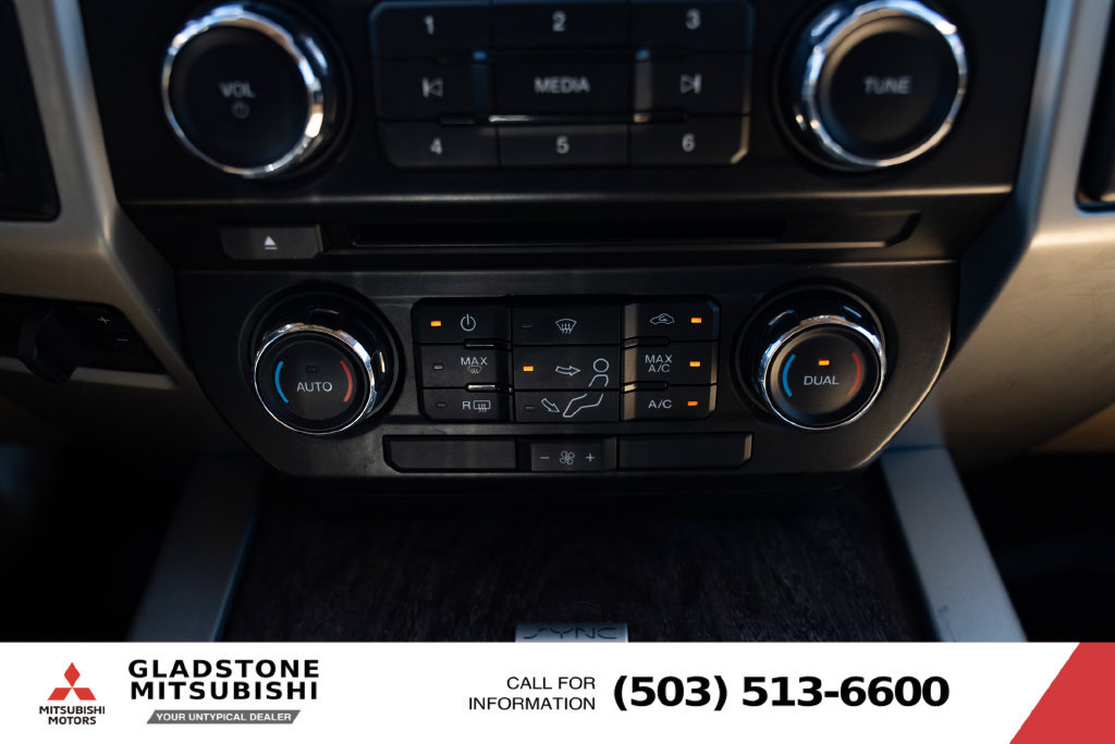 Used 2017 Ford F350 Lariat AWD/4WD image 20