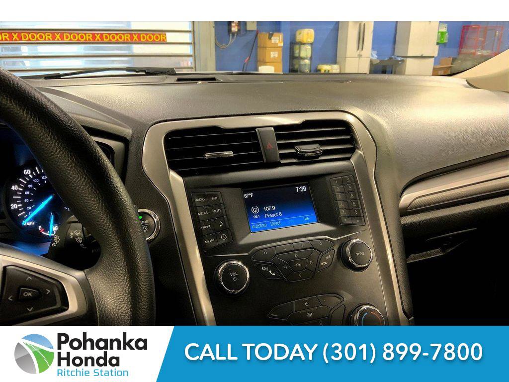 Used 2019 Ford Fusion S image 5