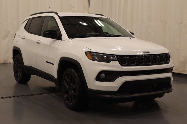 New 2026 Jeep Compass Latitude AWD/4WD image 2