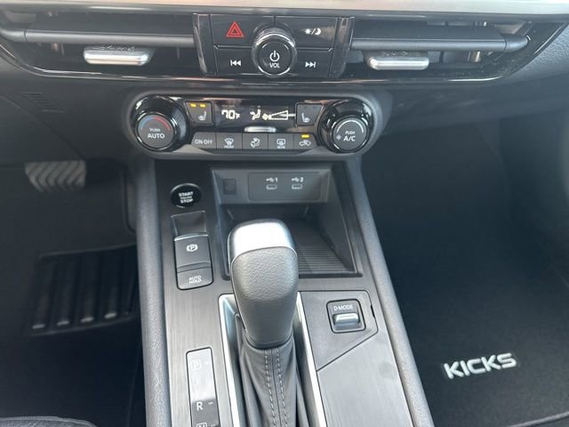 New 2026 Nissan Kicks SV w/ Cold Weather Package FWD image 18