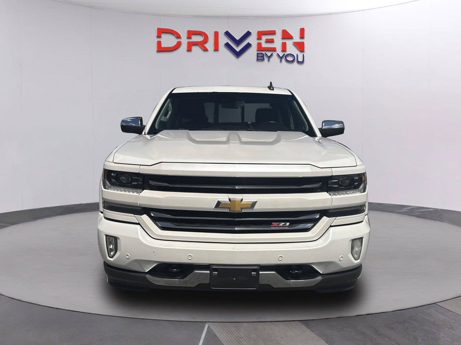 Used 2018 Chevrolet Silverado 1500 LTZ Z71 w/ LTZ Plus Package AWD/4WD image 9