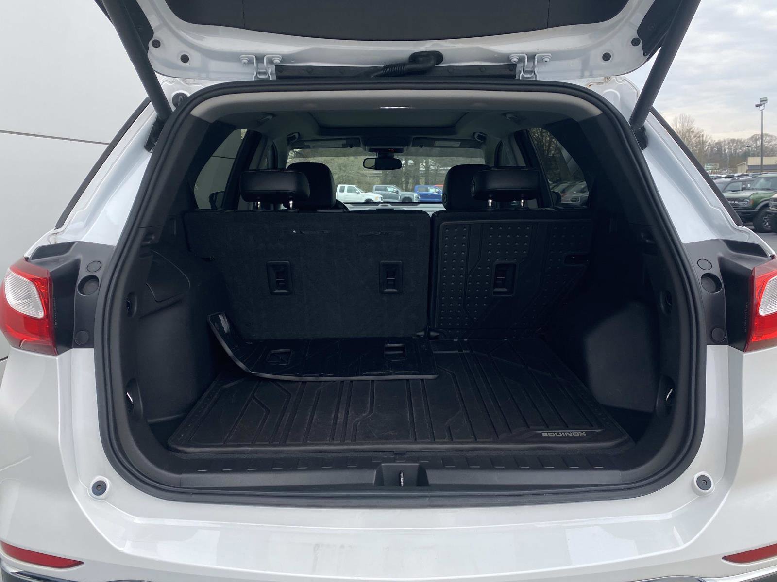 Used 2020 Chevrolet Equinox Premier image 8