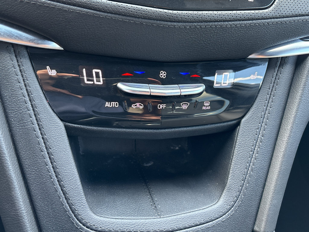 Used 2024 Cadillac XT5 Premium Luxury AWD/4WD image 24
