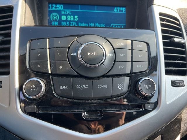 Used 2016 Chevrolet Cruze LT image 18