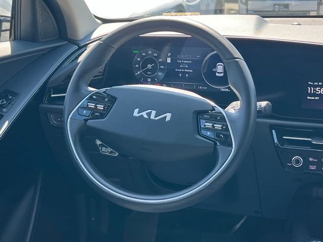 Certified 2024 Kia Niro Wind FWD image 12