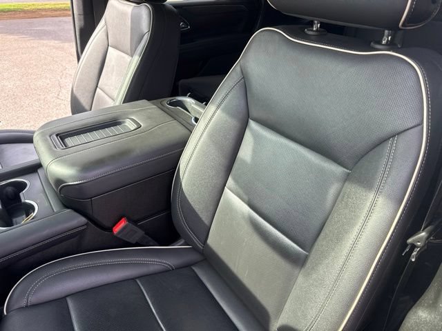 Used 2023 GMC Yukon SLT w/ SLT Luxury Package AWD/4WD image 26