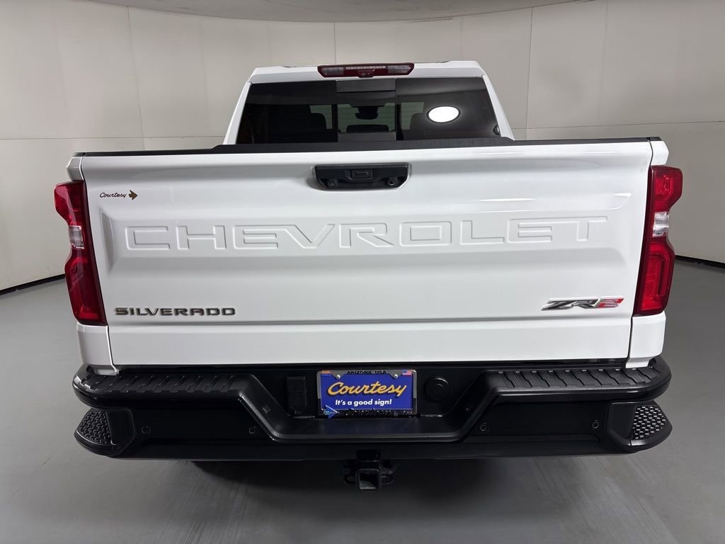 Used 2024 Chevrolet Silverado 1500 ZR2 w/ Technology Package image 8