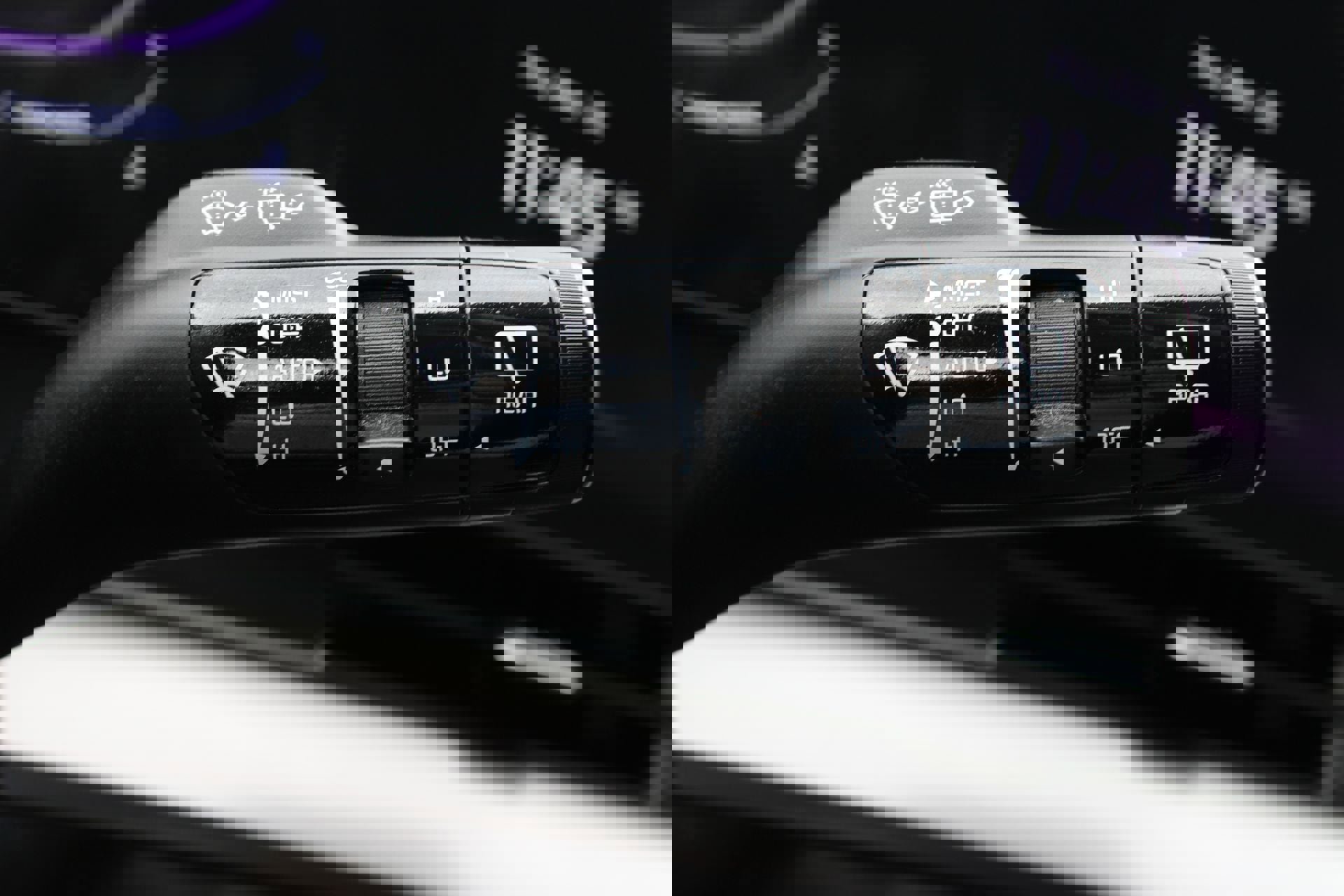 Used 2025 Kia Sportage EX w/ Premium Package image 32